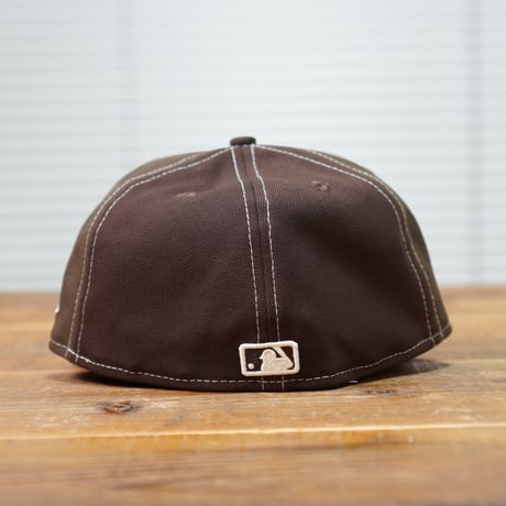 NEWERA・ニューエラ　59FIFTY White Stitches ヒューストン・アストロズ バーントウッド/ウォルナット