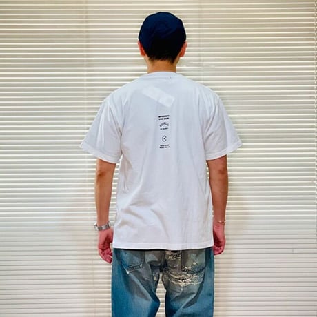 DE SINGSMAN　Single fin Tee（ホワイト）