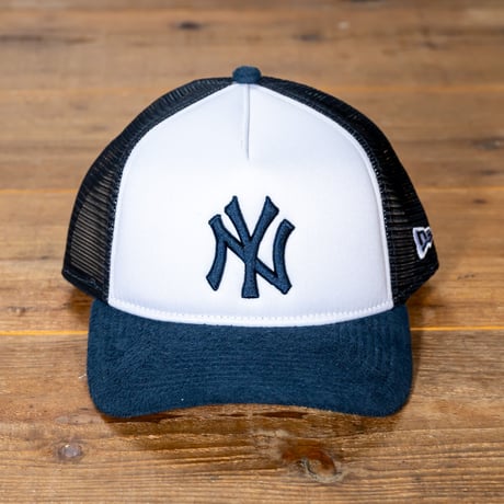 NEWERA・ニューエラ　9FORTY A-Frame トラッカー パイル ニューヨーク・ヤンキース（ネイビー）