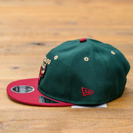 NEW ERA・ニューエラ　 RC 9FIFTY Retro Series シカゴ・ブルズ ダークグリーン カーディナルバイザー