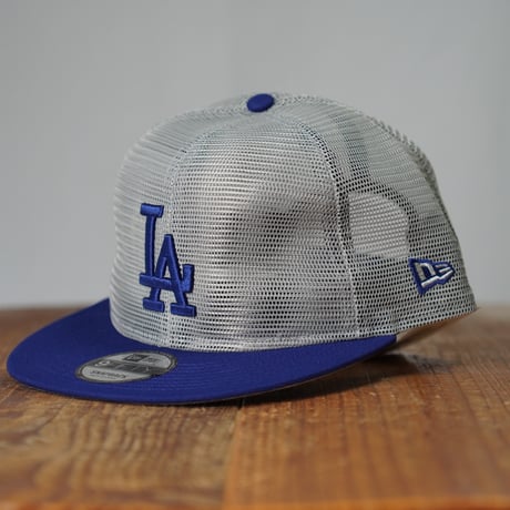 NEW ERA・ニューエラ　9FIFTY トラッカー MLB All Mesh ロサンゼルス・ドジャース グレー ダークロイヤルバイザー