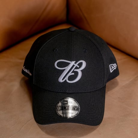 NEW ERA・ニューエラ　9FORTY Budweiser バドワイザー Bロゴ（ブラック）
