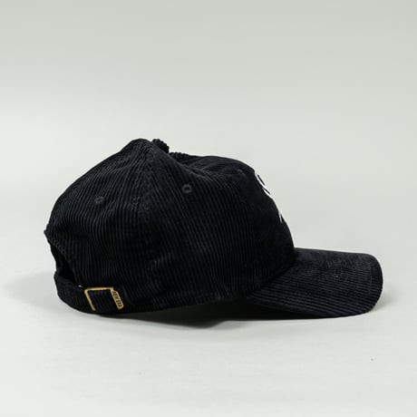 NEW ERA・ニューエラ　9TWENTY MLB Corduroy コーデュロイ シカゴ・ホワイトソックス（ブラック）