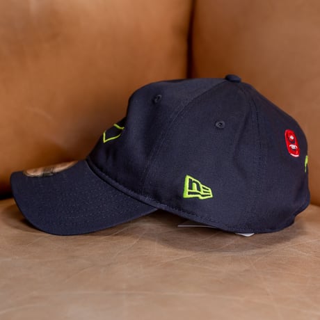 NEW ERA・ニューエラ　9TWENTY Budweiser バドワイザー ボウタイ アウトライン（ネイビー）
