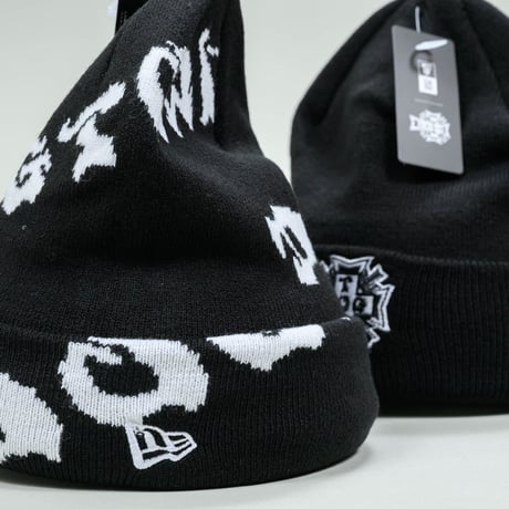 NEWERA・ニューエラ　  ベーシック カフニット DOG TOWN ドッグタウン オールオーバー（ブラック）