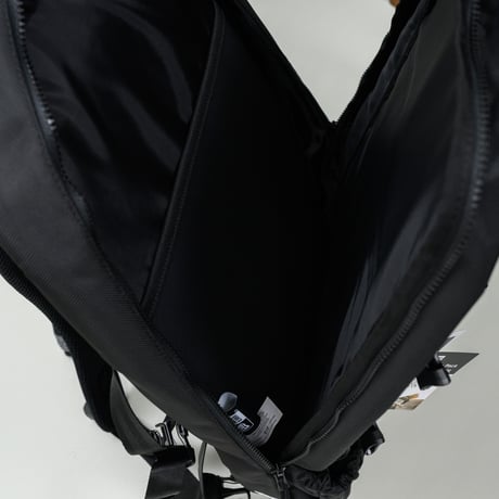 NEW ERA・ニューエラ　 スケートボード アーバンパック 33L TPU（ブラック）