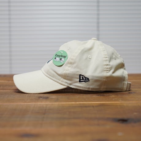NEWERA・ニューエラ　9TWENTY MLB Summer Corduroy ニューヨーク・ヤンキース クロームホワイト