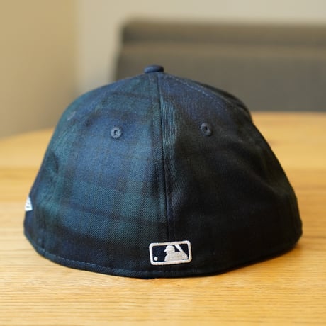 NEWERA・ニューエラ59FIFTY Powered by GORO NAKATSUGAWA（min-nano）ニューヨーク・ヤンキース ブラックウォッチ ネイビーバイザー　14346956