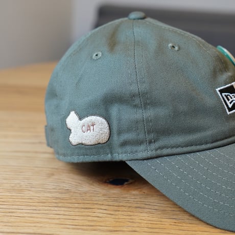 NEWERA・ニューエラ　Youth 9TWENTY たべっ子どうぶつ ねこ ボックスロゴ ニューオリーブ  14346890