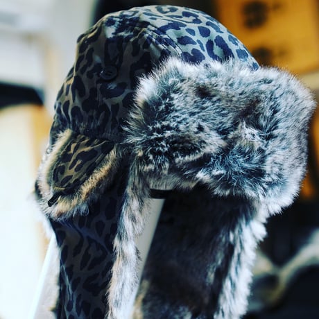 NEW ERA・ニューエラ　トラッパー The Trapper NEW ERA ロゴ オリーブレオパードカモ（Lサイズ）