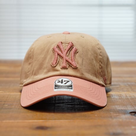 ニューヨーク・ヤンキース　Canyon Caravan '47 CLEAN UP　[フォーティーセブン]  Khaki × Sedona Pink/カーキ系　ヴィンテージ加工