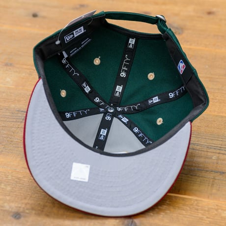 NEW ERA・ニューエラ　 RC 9FIFTY Retro Series シカゴ・ブルズ ダークグリーン カーディナルバイザー