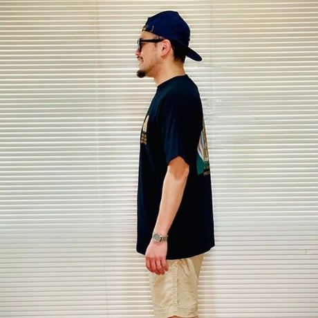 DE SINGSMAN　23ver LATE80s "B" 偉人シリーズ　Tee（ブラック）