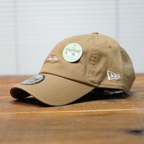 NEWERA・ニューエラ　カジュアルクラシック Strap Logo カーキ
