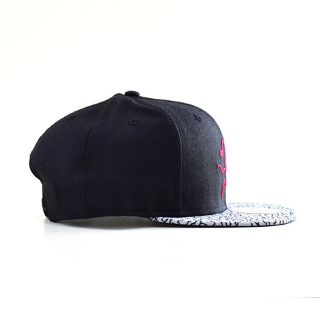 NEW ERA・ニューエラ　9FIFTY OF PINK PANTHER AP BLK GRY RED　ピンクパンサー
