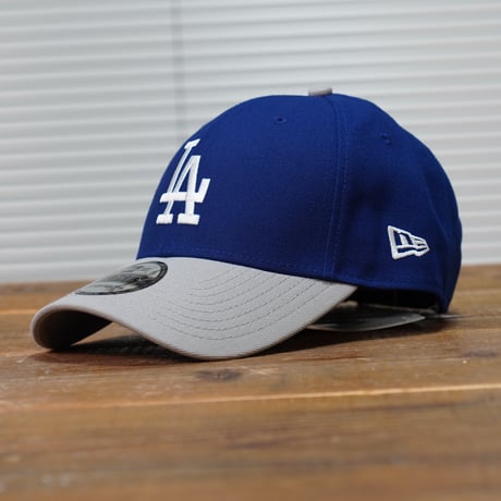 NEWERA・ニューエラ　9FORTY MLB Color Custom ロサンゼルス・ドジャース ダークロイヤル グレーバイザー