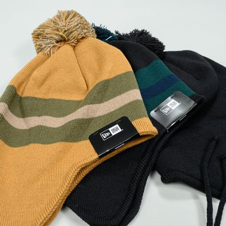 NEWERA・ニューエラ　   ポンポンニット イヤーフラップ Ear Flap ブラック × ブリティッシュグリーン