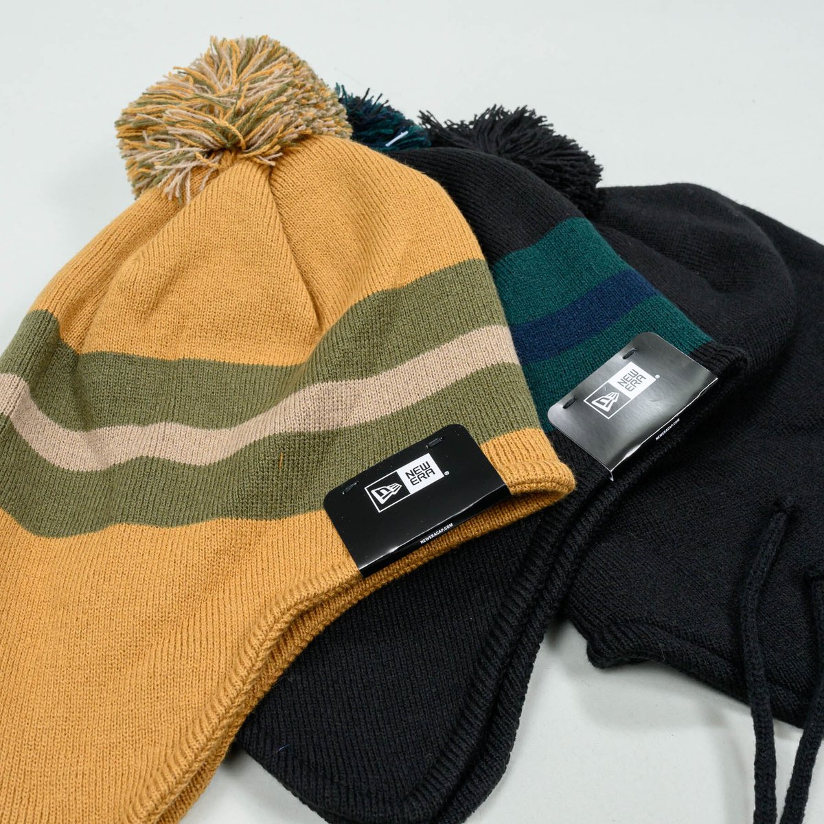 NEWERA・ニューエラ ポンポンニット イヤーフラップ Ear Flap ブラック