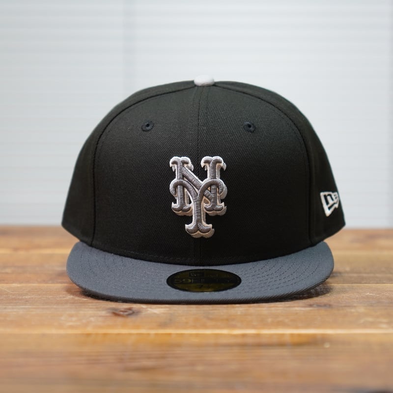 NEWERA 59FIFTY 黒グレー　Mets NEW ERA NEW YORK METS 59FIFTY FITTED CAP (GREY UNDER VISOR