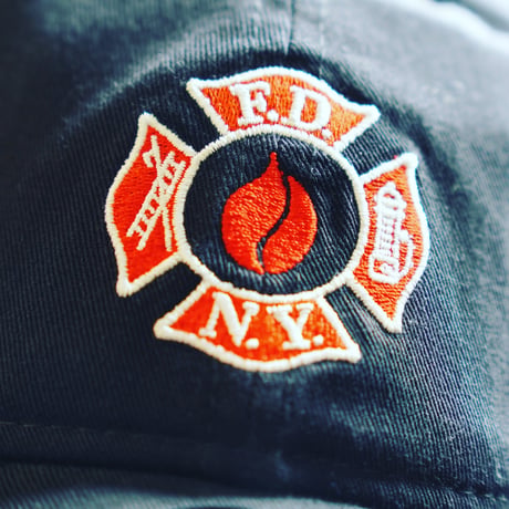 NEW ERA・ニューエラ　9THIRTY NYC FDNY ロゴ（ネイビー）