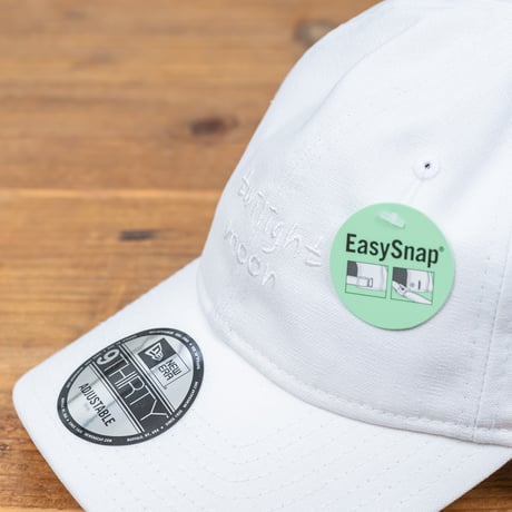 NEW ERA・ニューエラ　9THIRTY イージースナップ 出口 夏希 twilight moon ホワイト × ホワイト