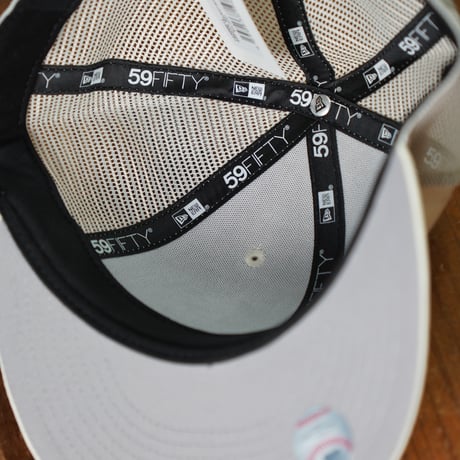 NEW ERA・ニューエラ　59FIFTY トラッカー Beautiful Beach ロサンゼルス・ドジャース クロームホワイト