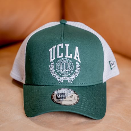 NEW ERA・ニューエラ　9FORTY A-Frame トラッカー UCLA LEAFロゴ（ダークグリーン/ホワイト）