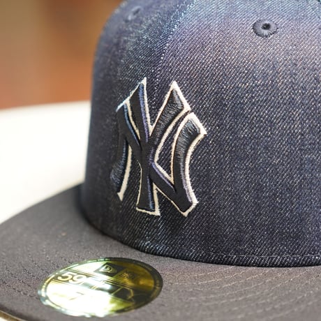 NEW ERA・ニューエラ　59FIFTY MLB Denim 2-Tone ニューヨーク・ヤンキース インディゴデニム ネイビーバイザー