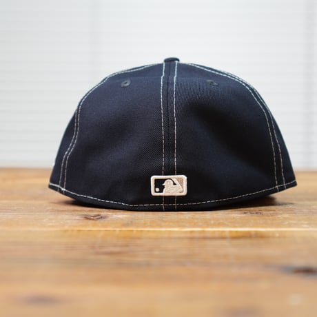 NEWERA・ニューエラ　59FIFTY White Stitches ニューヨーク・ヤンキース ネイビー