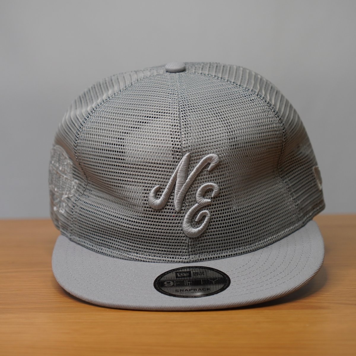 NEW ERA・ニューエラ 9FIFTY All Mesh クラシックロゴ グレー | daz