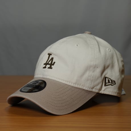 NEW ERA・ニューエラ 9TWENTY MLB Chain Stitch チェーンステッチ ロサンゼルス・ドジャース アイボリー/アッシュブラウン 14668019
