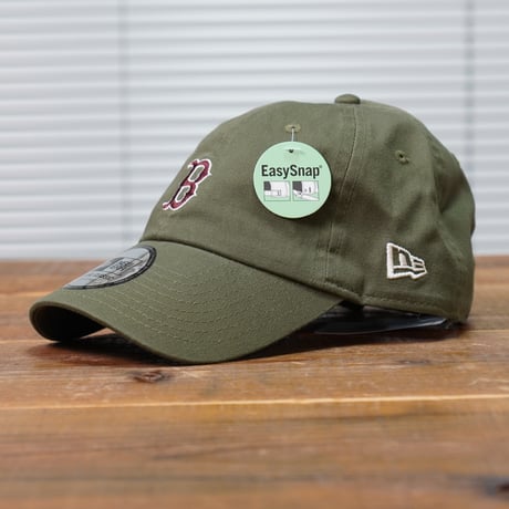 NEWERA・ニューエラ　カジュアルクラシック MLB Casual Classic ボストン・レッドソックス ミッドロゴ オリーブ × マルチカラー