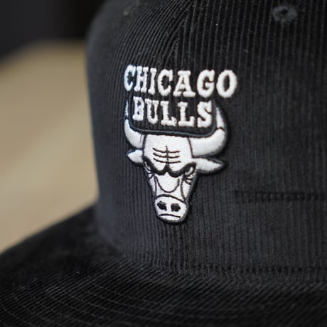 NEW ERA・ニューエラ 9FIFTY NBA Black and White コーデュロイ シカゴ・ブルズ ブラック