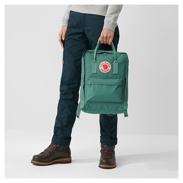 FJALL RAVEN/フェールラーベン】Kanken 16L 620 Green | C