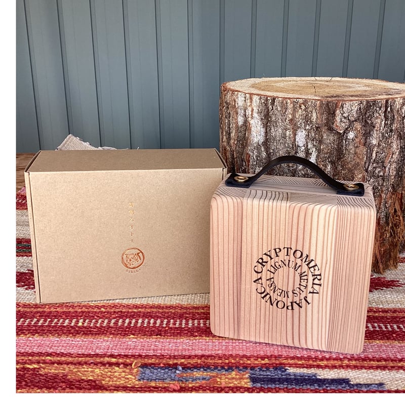 薪割るオトモ】バトニング専用薪割り台 | Cryptomeria japonica