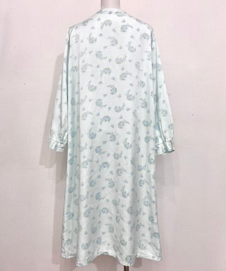 Vintage Mint Blue Floral & Dot Design Night Gown L