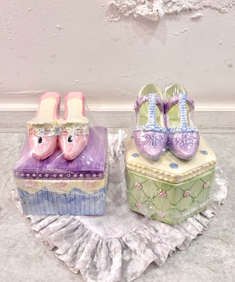 Vintage/Deadstock Shoes Design Ceramic Jewelry Case