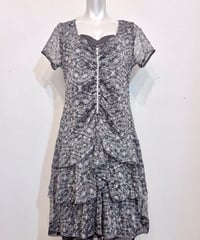 Vintage Gray Brown Geometric Print Zipper & Frill Design Onepiece L