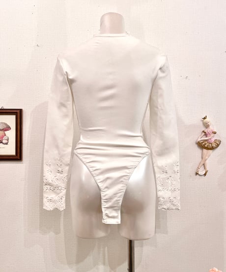 Vintage White Heart Lace Design Bodysuits S