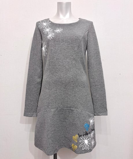 Vintage DESIGUAL Gray Floral Embroiery Design Onepiece S
