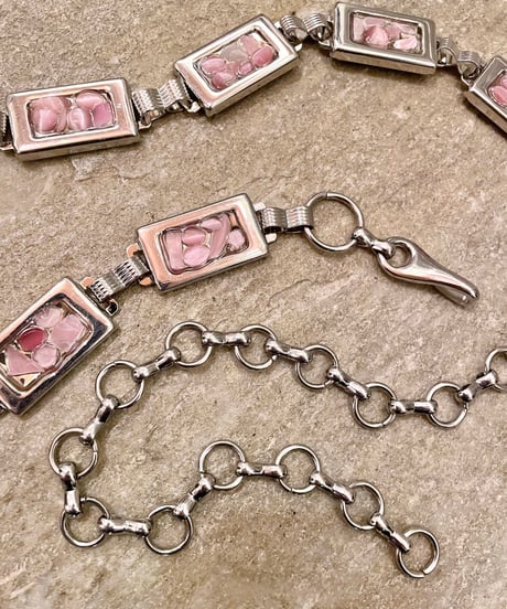 Vintage Pale Pink Stone Design Chain Belt