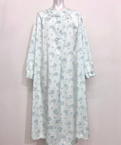 Vintage Mint Blue Floral & Dot Design Night Gown L