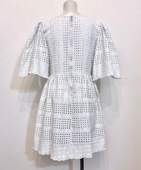 Vintage Button Design Eyelet Lace Onepiece M