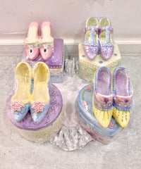 Vintage/Deadstock Shoes Design Ceramic Jewelry Case