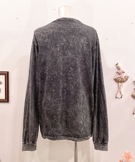 Vintage Black Bleach Design Long Sleeve T-Shirt L