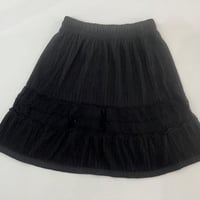 黒色ミニスカート