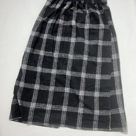 ロングスカート　黒白チェック