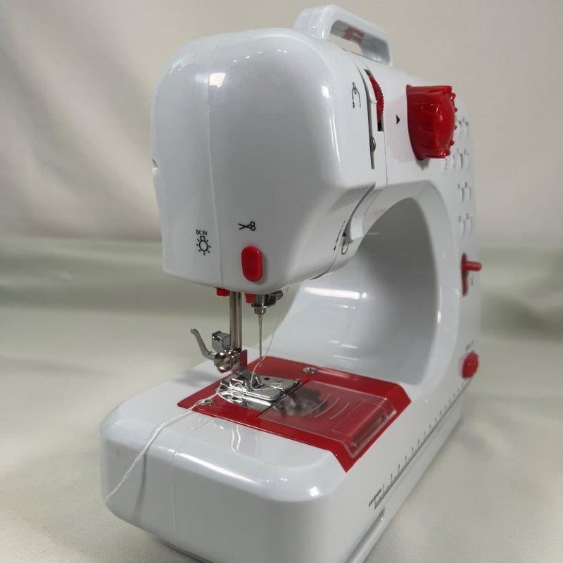 Compact Sewing machne SISコンパクト電動ミシン レッド | tom