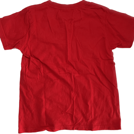 Ｔシャツ　赤い