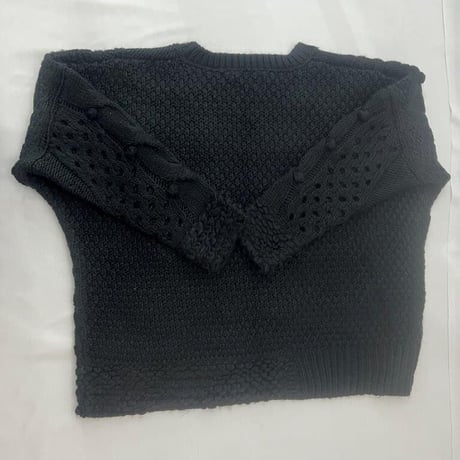 黒ニット